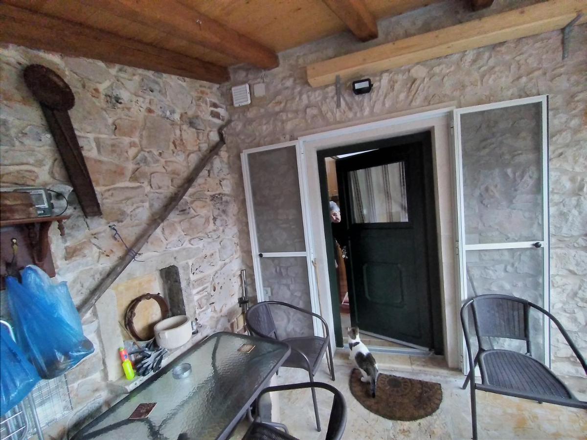 Country-Bumpkin'S House Villa Karyotikon Exterior foto